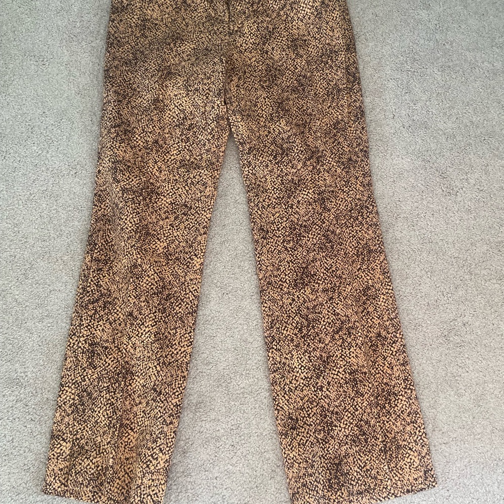 Dana Buchanan size 10